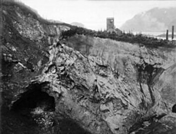 Akobo Minerals Exceeds Gold Target